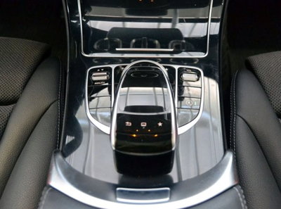Mercedes-Benz Classe C 180 Sport (10)