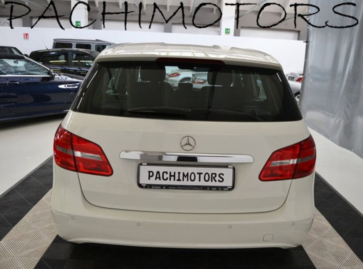 Mercedes-Benz Classe B 180 Executive (13)