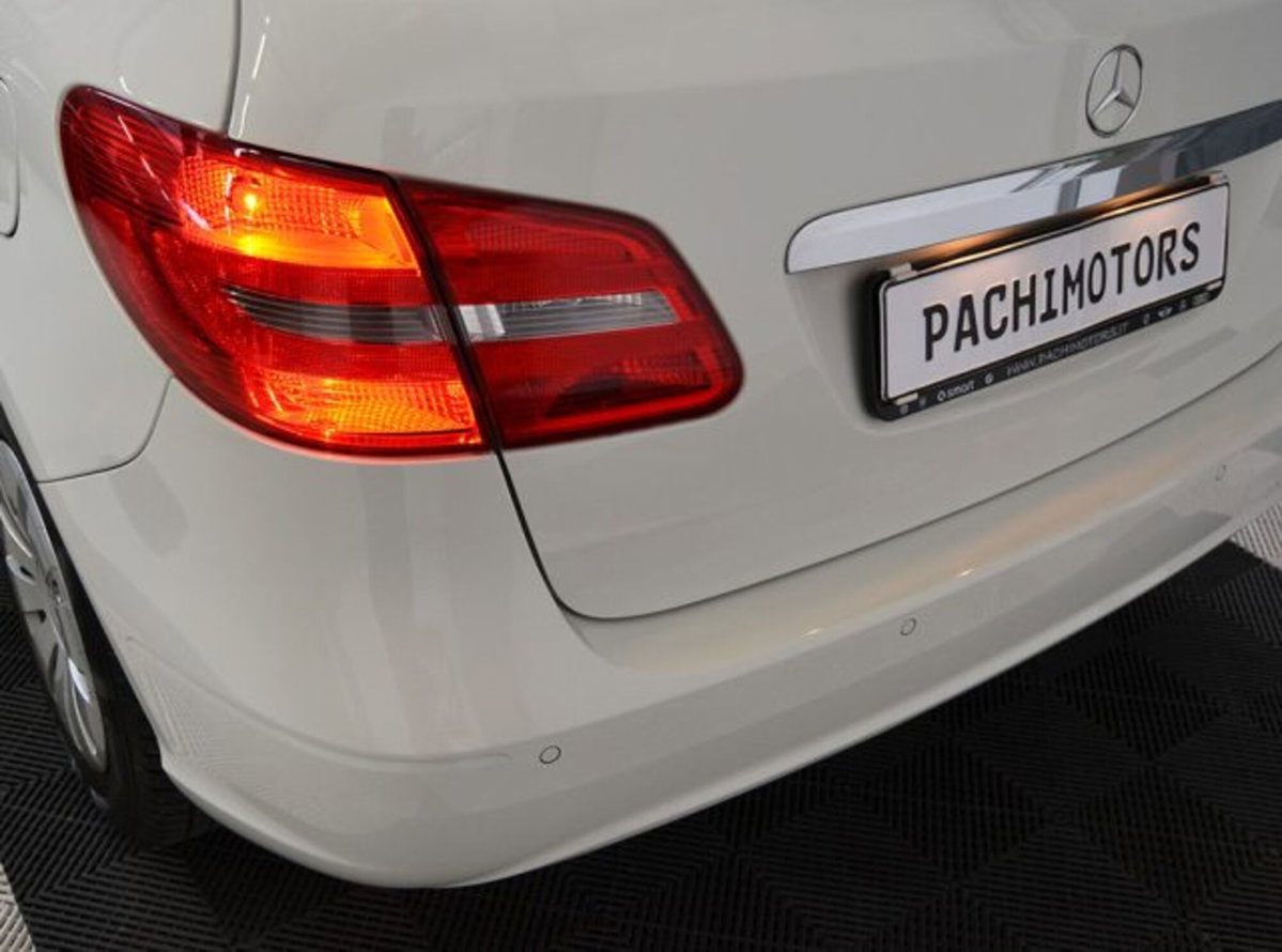 Mercedes-Benz Classe B 180 Executive (18)