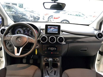 Mercedes-Benz Classe B 180 Executive (5)