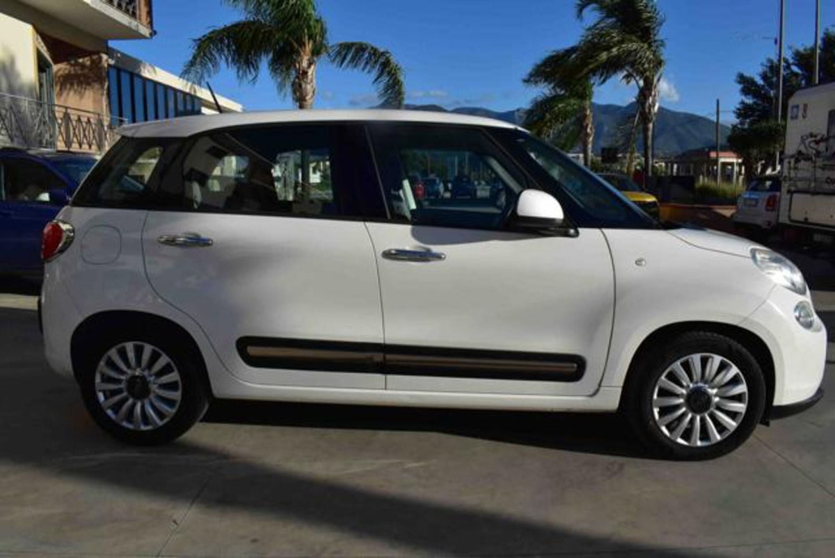 Fiat 500L 1.4 95 CV Lounge (4)