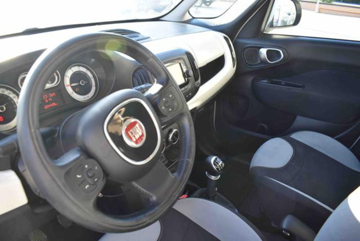 Fiat 500L 1.4 95 CV Lounge (9)