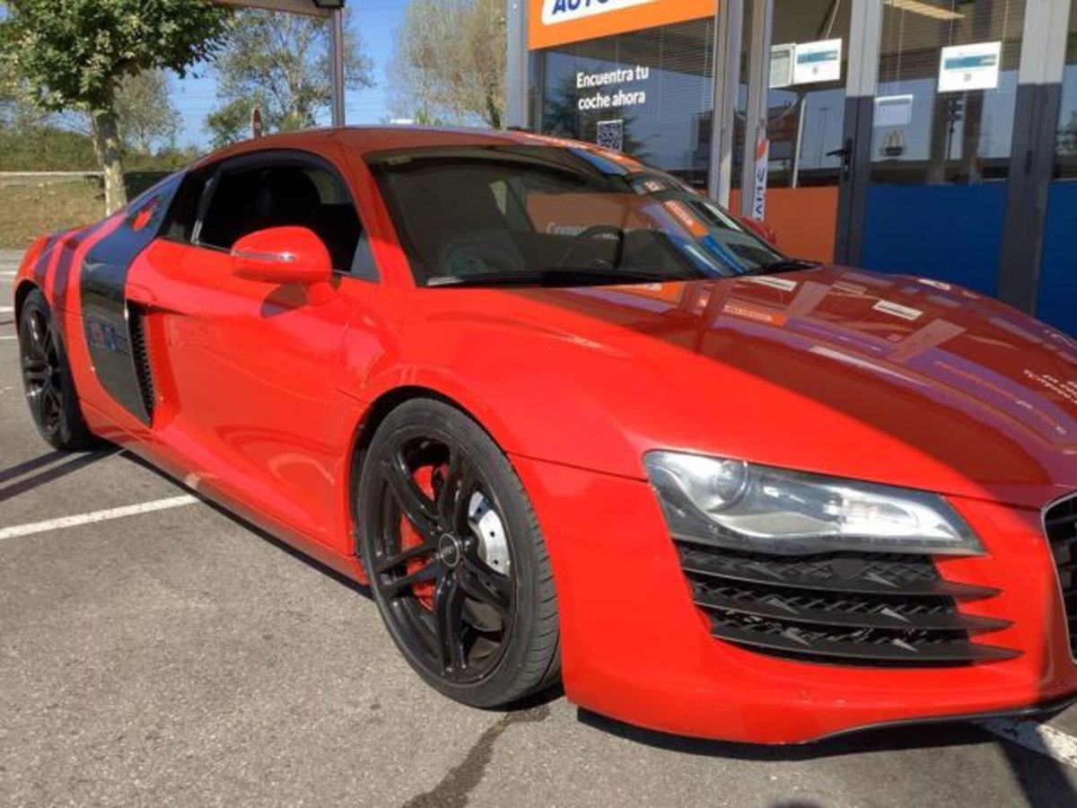 Audi R8 Coupé 4.2 V8 FSI quattro (3)