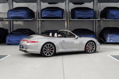 Porsche 911 Cabrio 3.8 Carrera 4S (10)