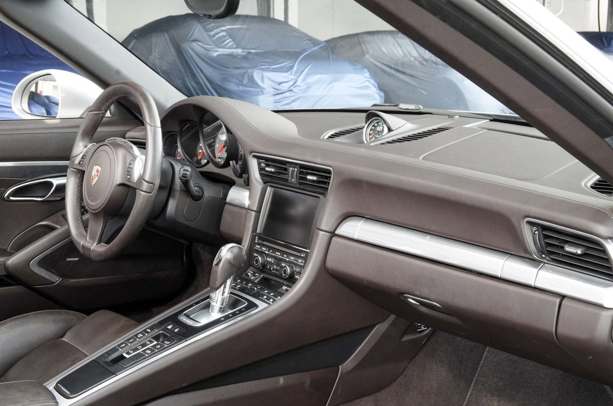 Porsche 911 Cabrio 3.8 Carrera 4S (13)