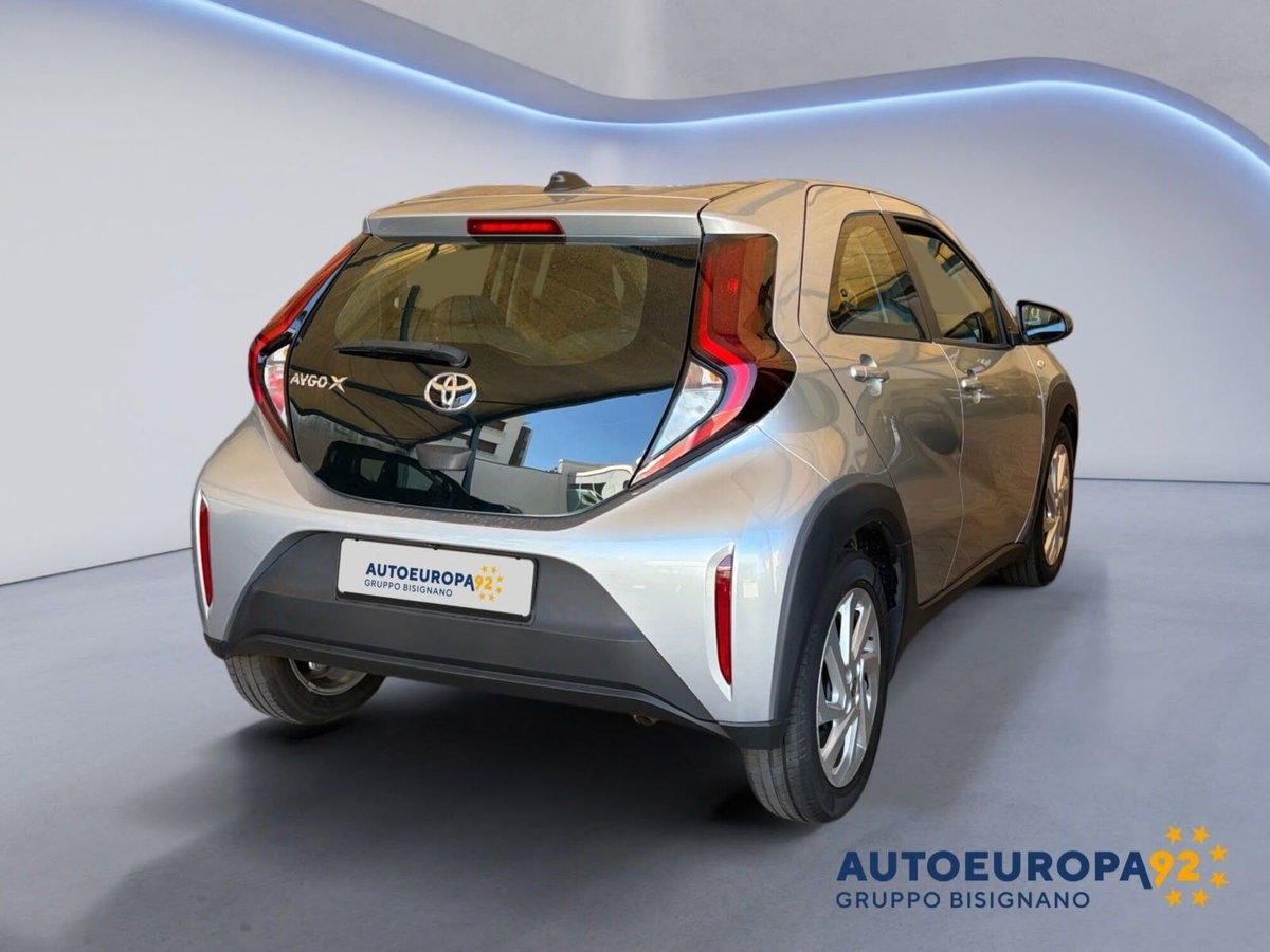 Toyota Aygo X 1.0 Trend 72cv (9)