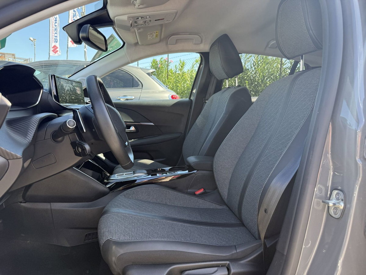 Peugeot 208 BlueHDi 100 Stop&Start 5 porte Allure (13)
