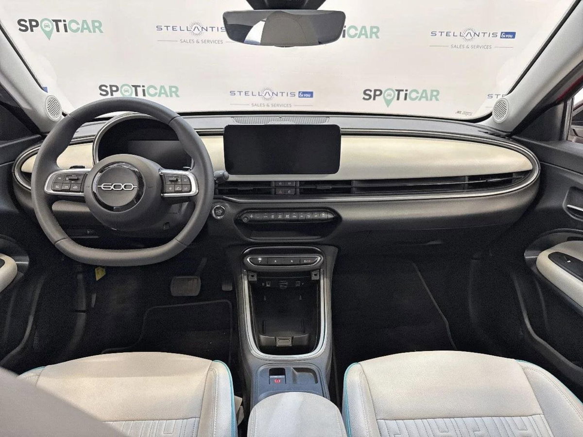 Fiat 600 1.2 hybrid La Prima 110cv auto (16)