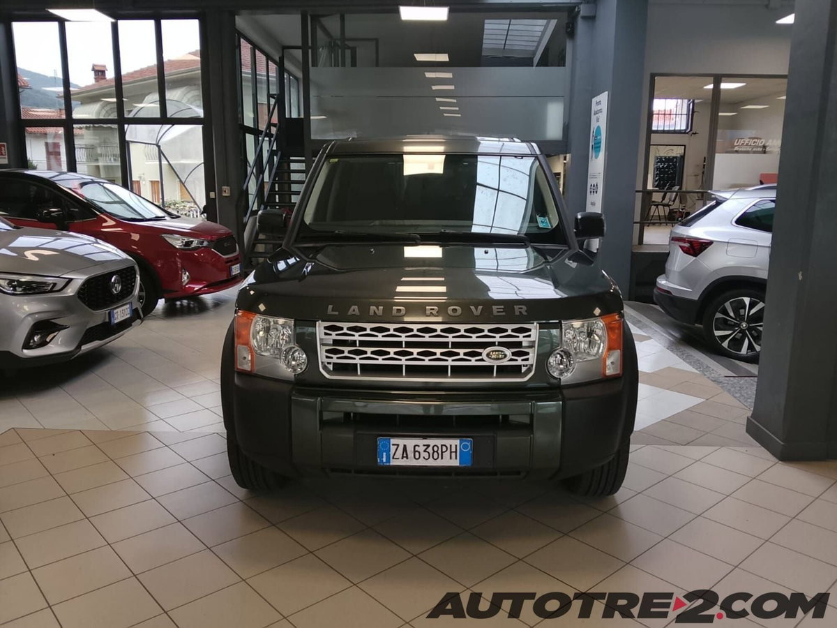 Land Rover Discovery 3 2.7 TDV6 HSE (2)