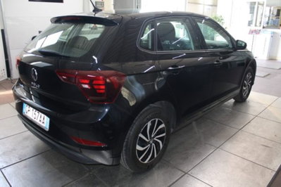 Volkswagen Polo 1.0 Life 80cv (4)