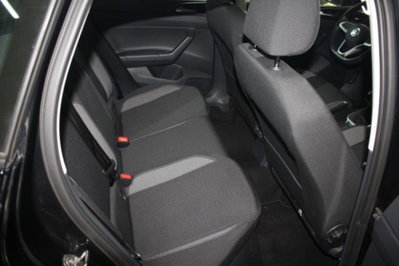 Volkswagen Polo 1.0 Life 80cv (8)