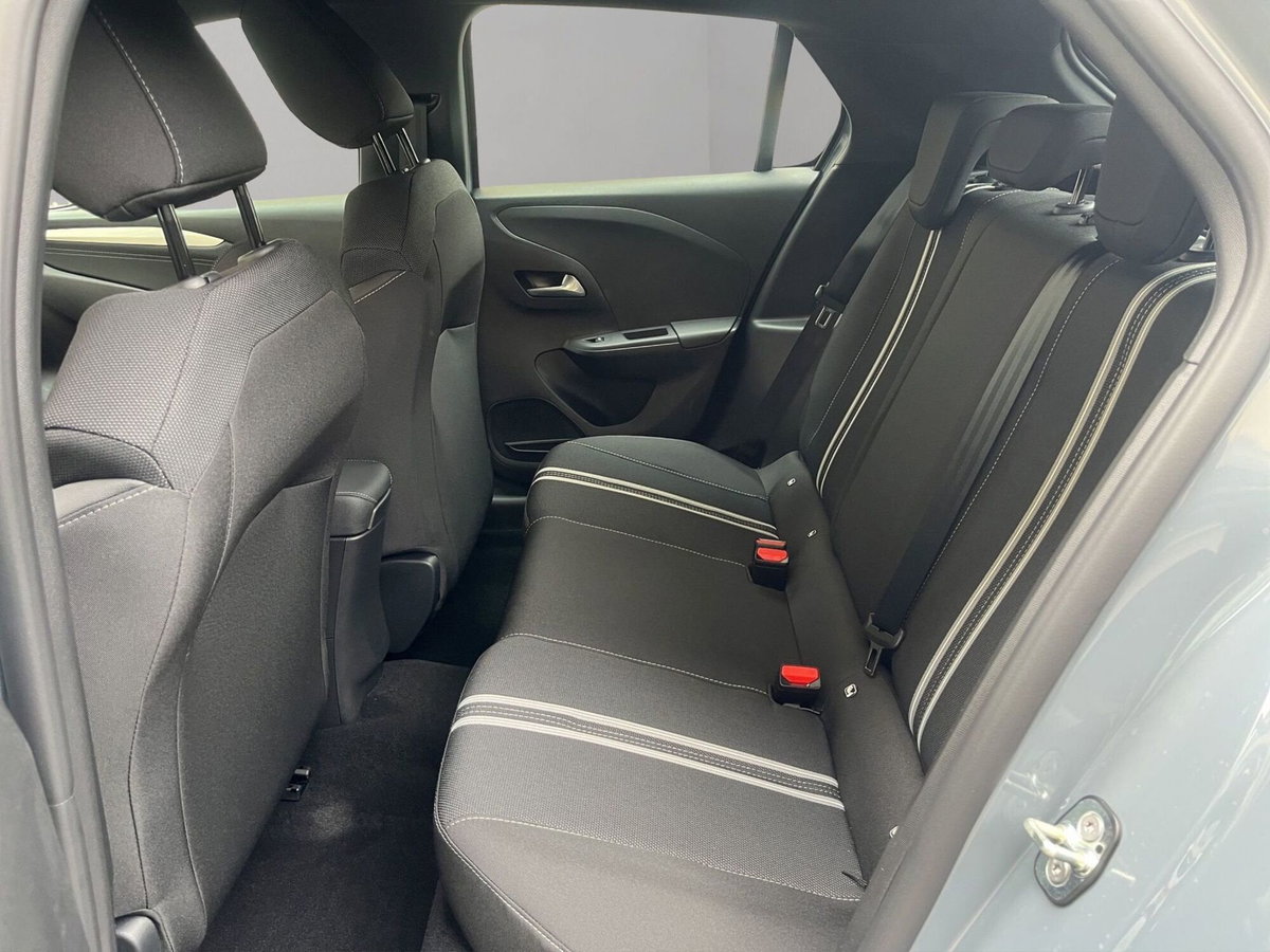 Opel Corsa 1.2 hybrid GS 110cv dct6 (12)