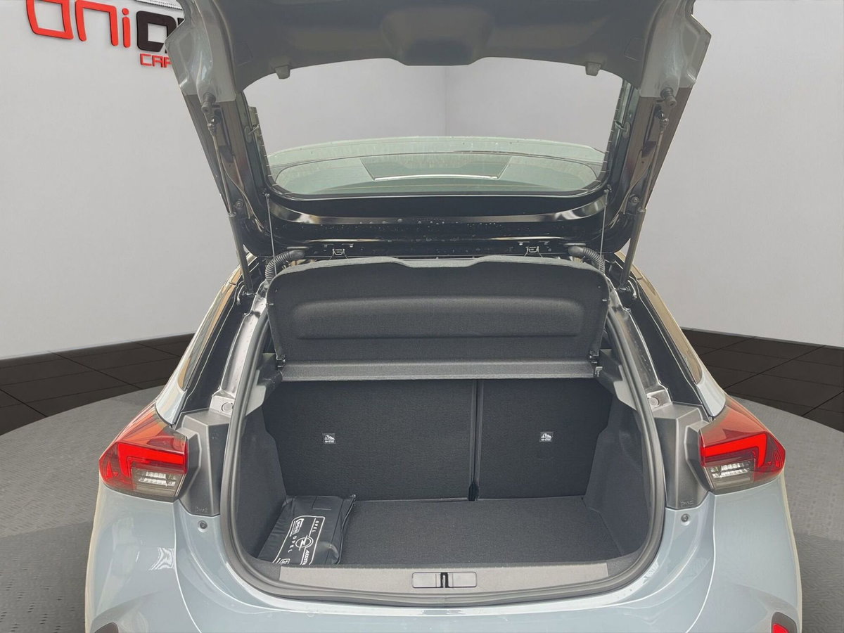 Opel Corsa 1.2 hybrid GS 110cv dct6 (7)