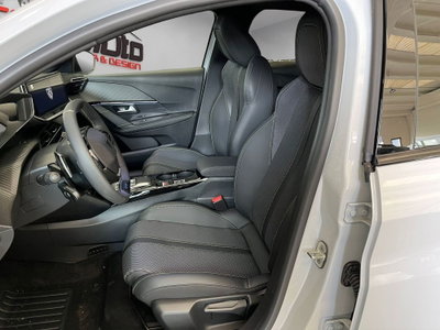 Peugeot 208 1.2 hybrid GT 145cv e-dcs 6 (11)
