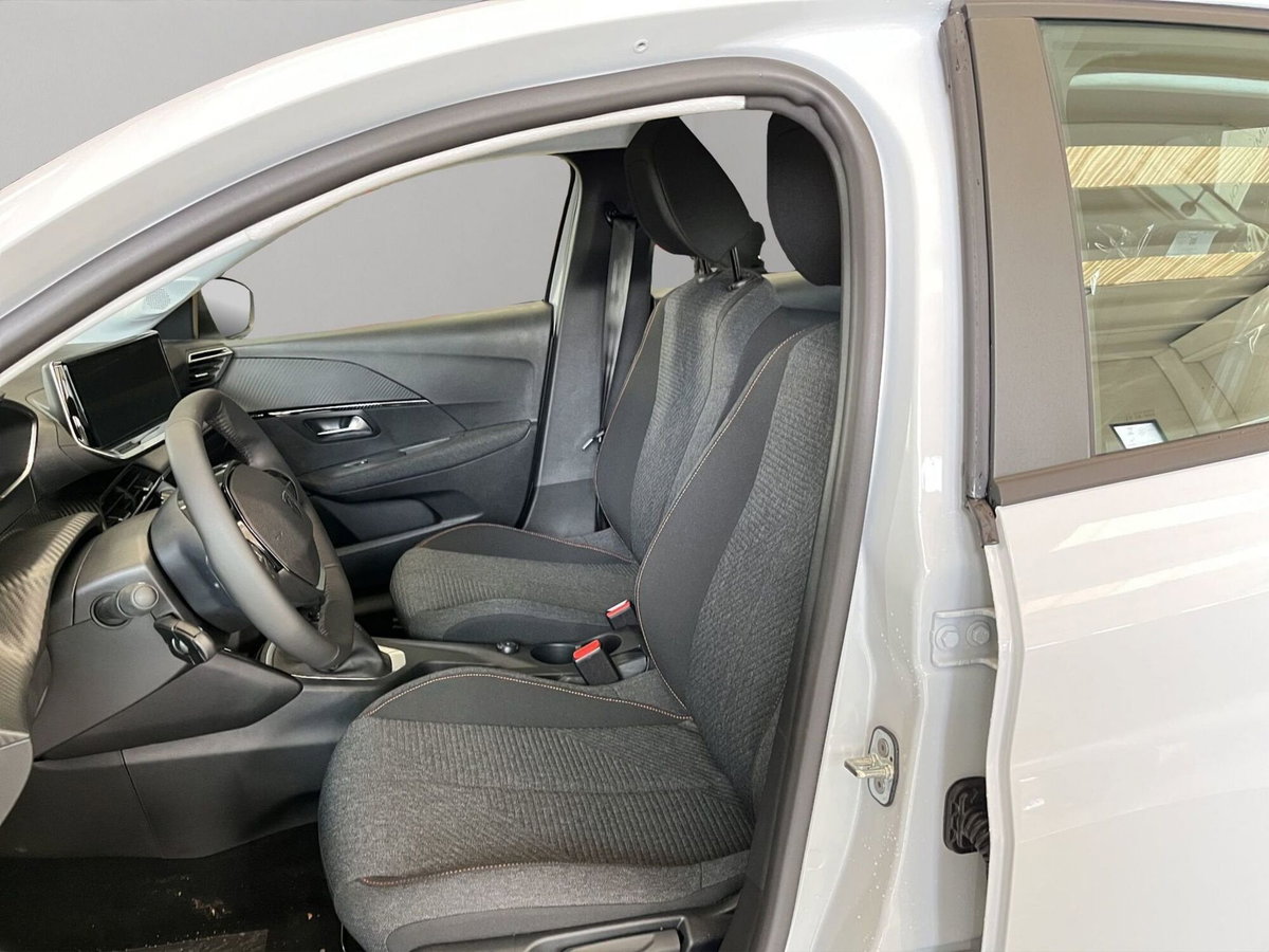 Peugeot 208 1.2 turbo Style 100cv (11)