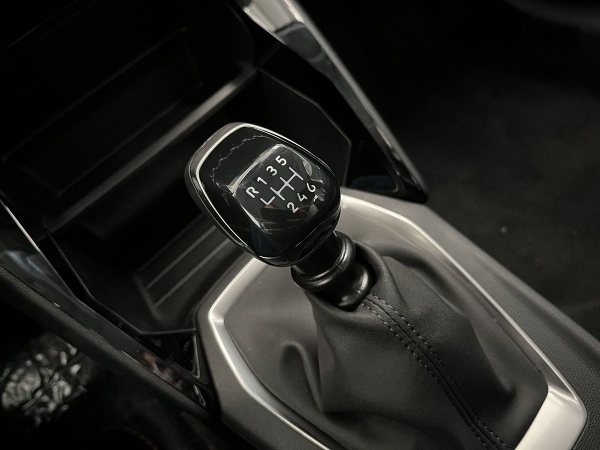 Peugeot 208 1.2 turbo Style 100cv (20)