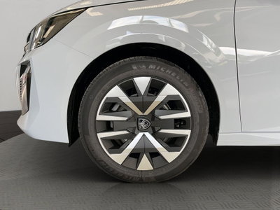 Peugeot 208 1.2 turbo Style 100cv (4)