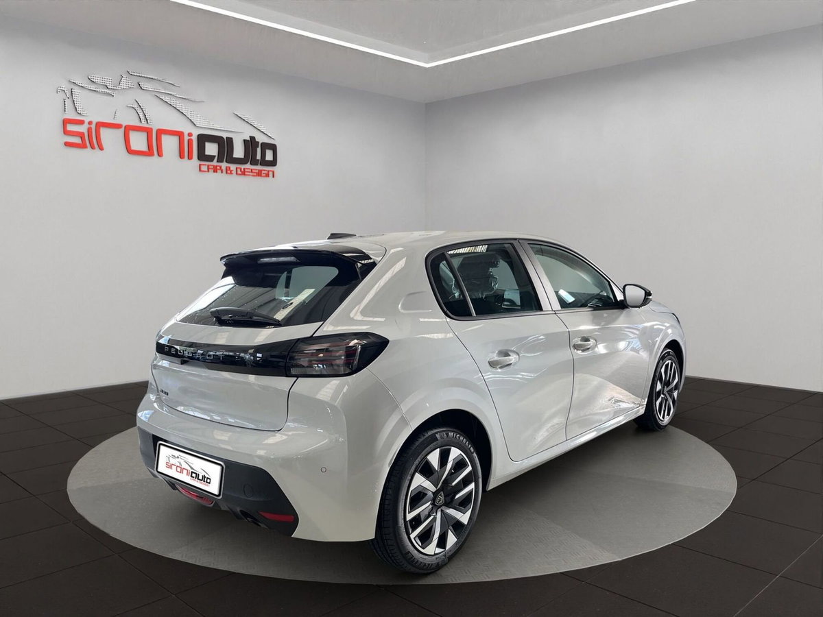 Peugeot 208 1.2 turbo Style 100cv (8)