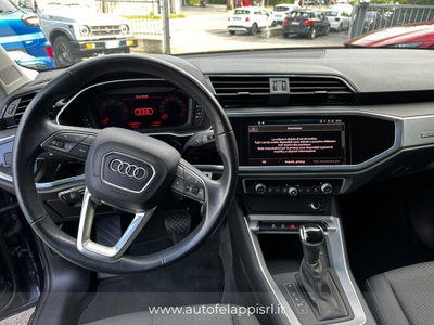 Audi Q3 35 TDI quattro S tronic Business (10)