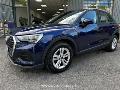 Audi Q3 35 TDI quattro S tronic Business (8)