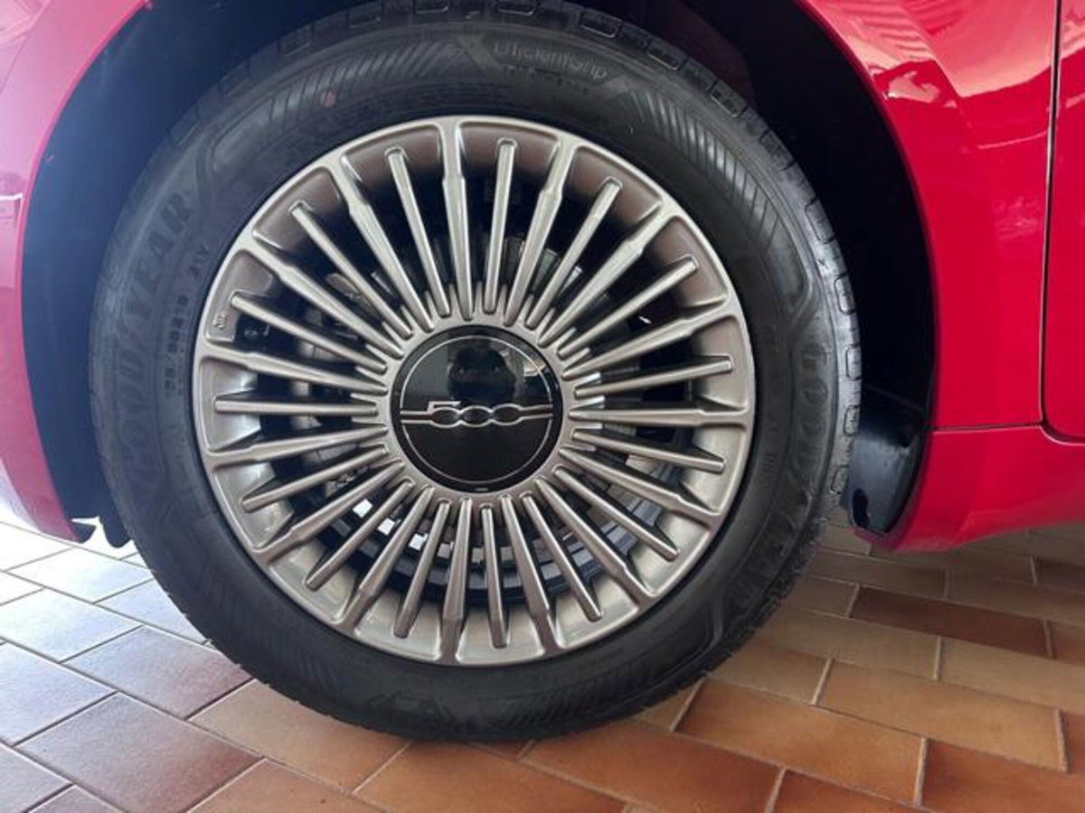 Fiat 500 1.0 hybrid Icon (8)