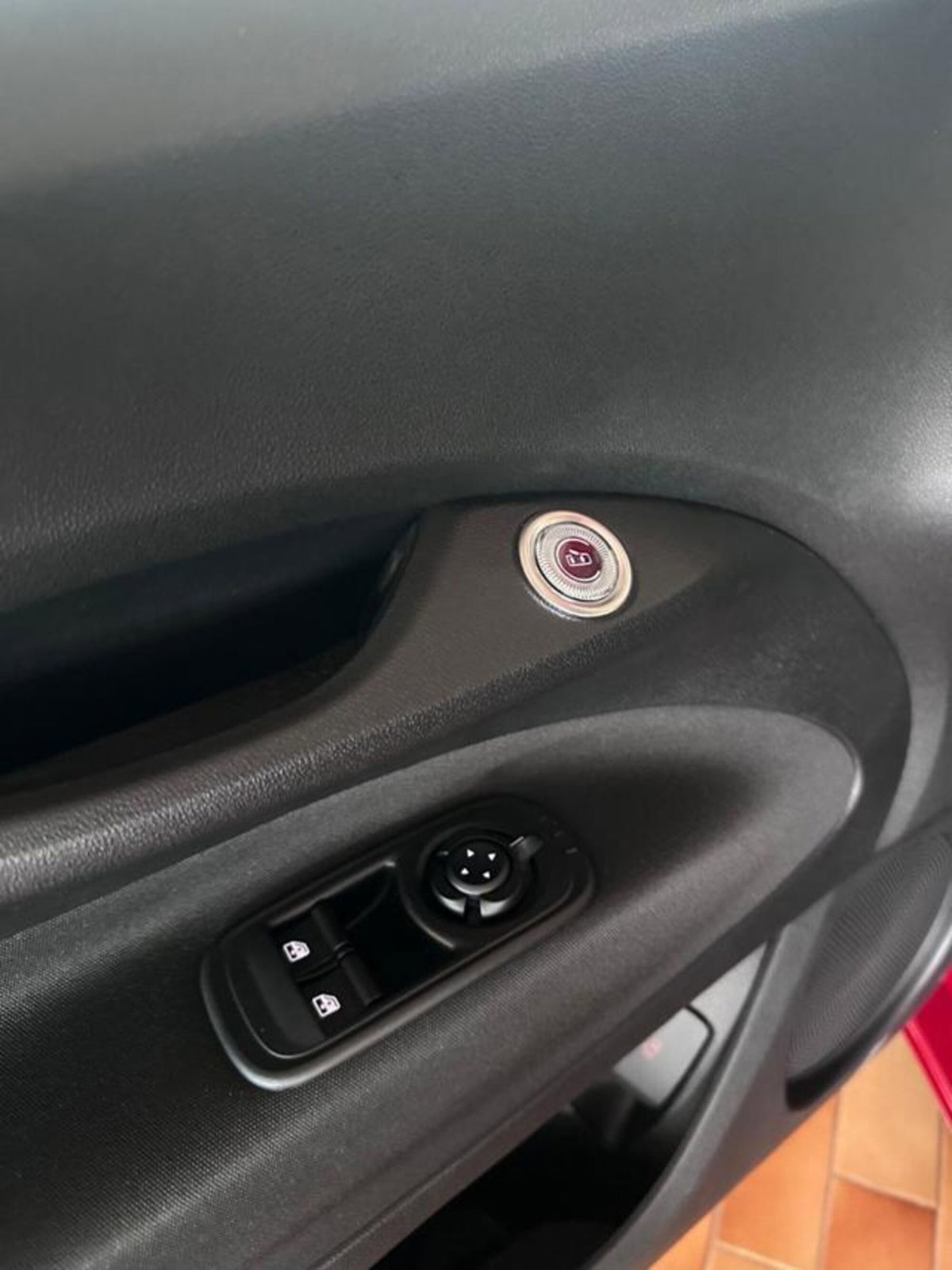 Fiat 500 1.0 hybrid Icon (9)