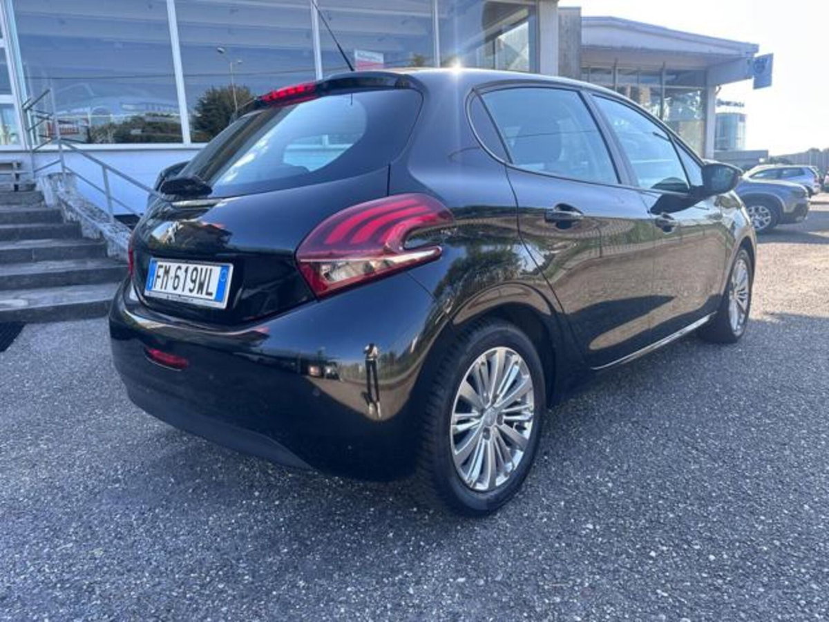 Peugeot 208 82 5 porte Allure (4)