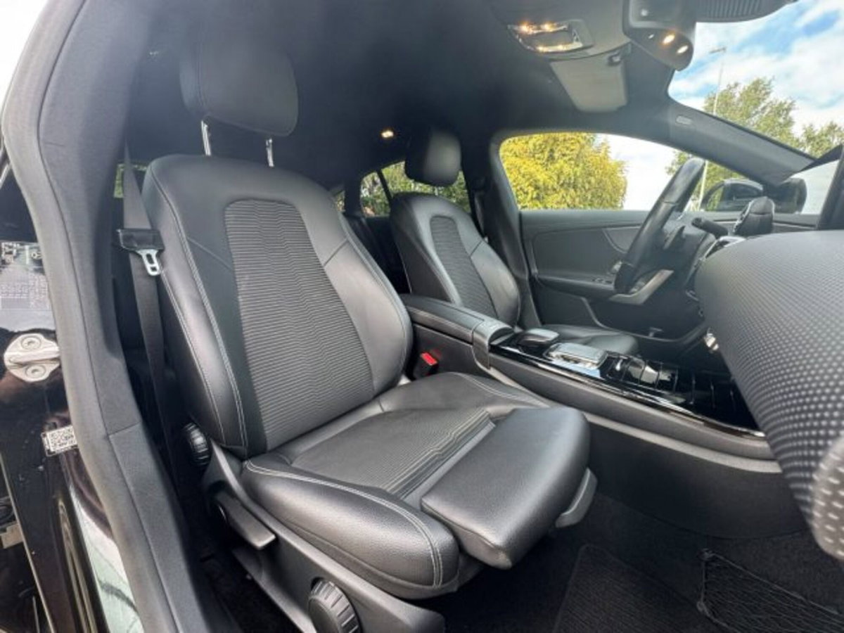 Mercedes-Benz CLA Shooting Brake 200 d Automatic Shooting Brake Business (16)