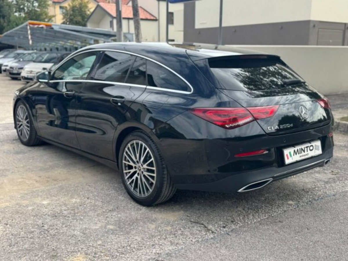 Mercedes-Benz CLA Shooting Brake 200 d Automatic Shooting Brake Business (2)