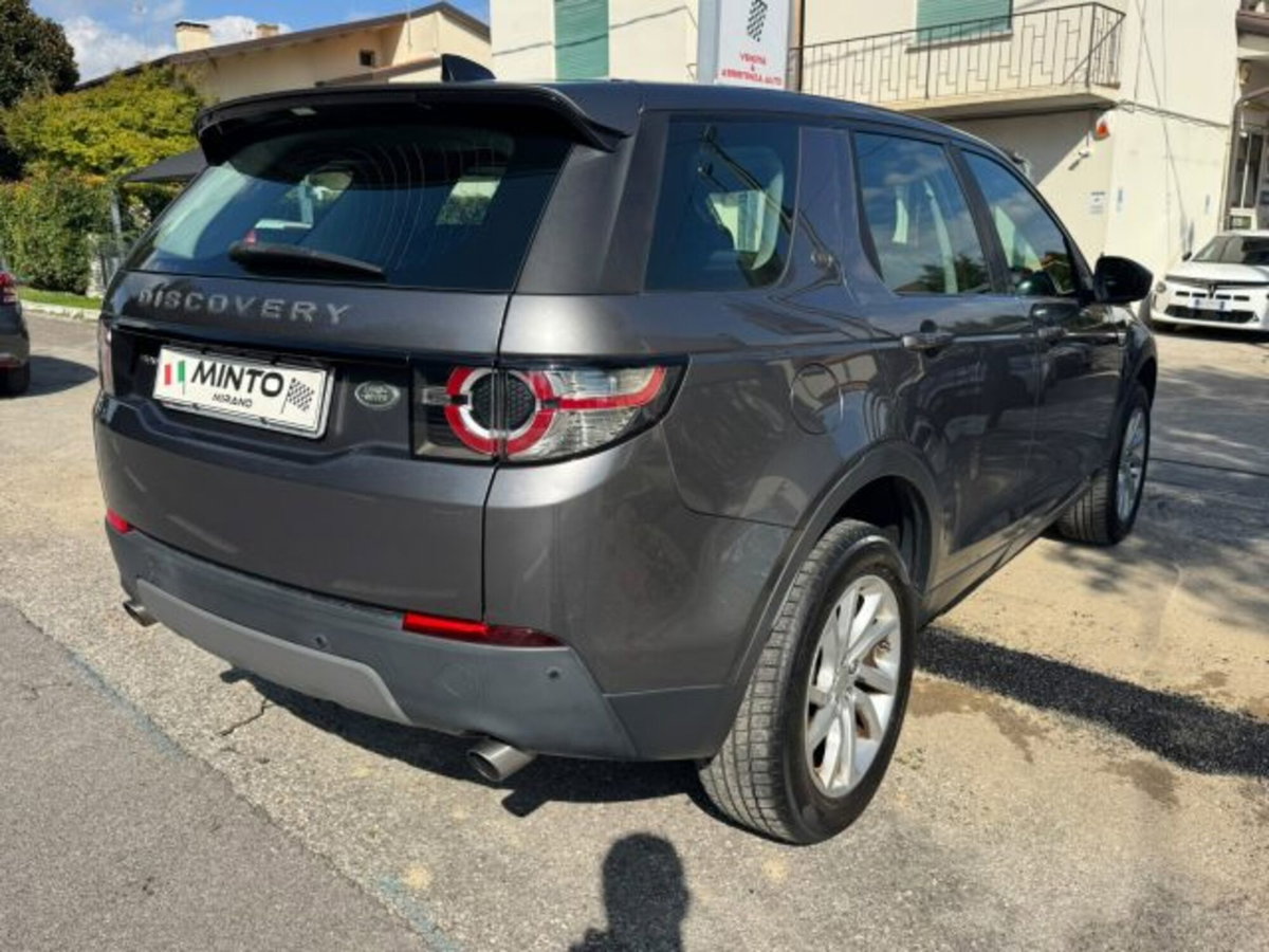Land Rover Discovery Sport 2.0 TD4 150 CV SE (3)