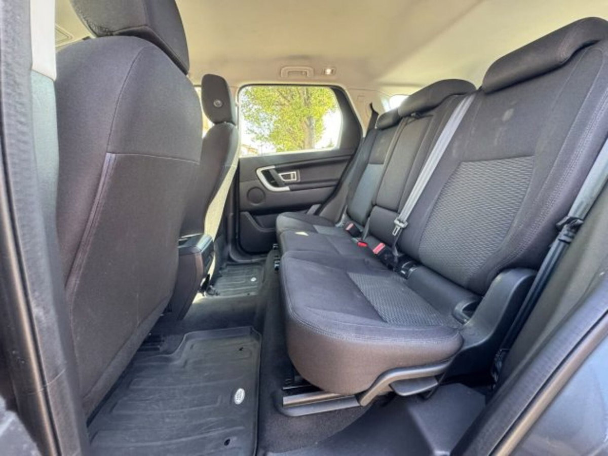 Land Rover Discovery Sport 2.0 TD4 150 CV SE (16)