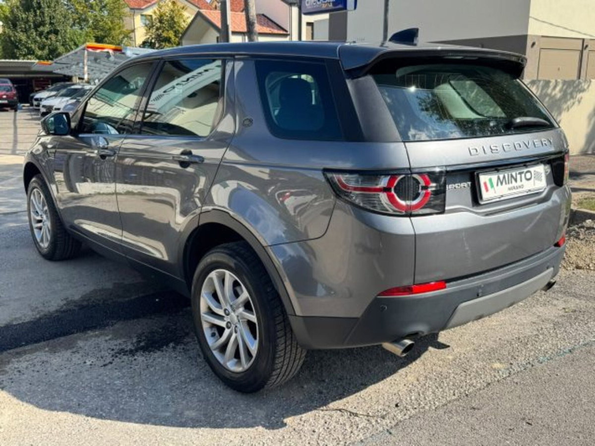 Land Rover Discovery Sport 2.0 TD4 150 CV SE (2)