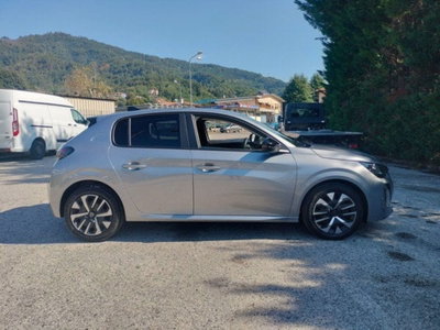 Peugeot 208 1.2 turbo Business 100cv (4)