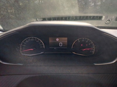 Peugeot 208 1.2 turbo Business 100cv (10)