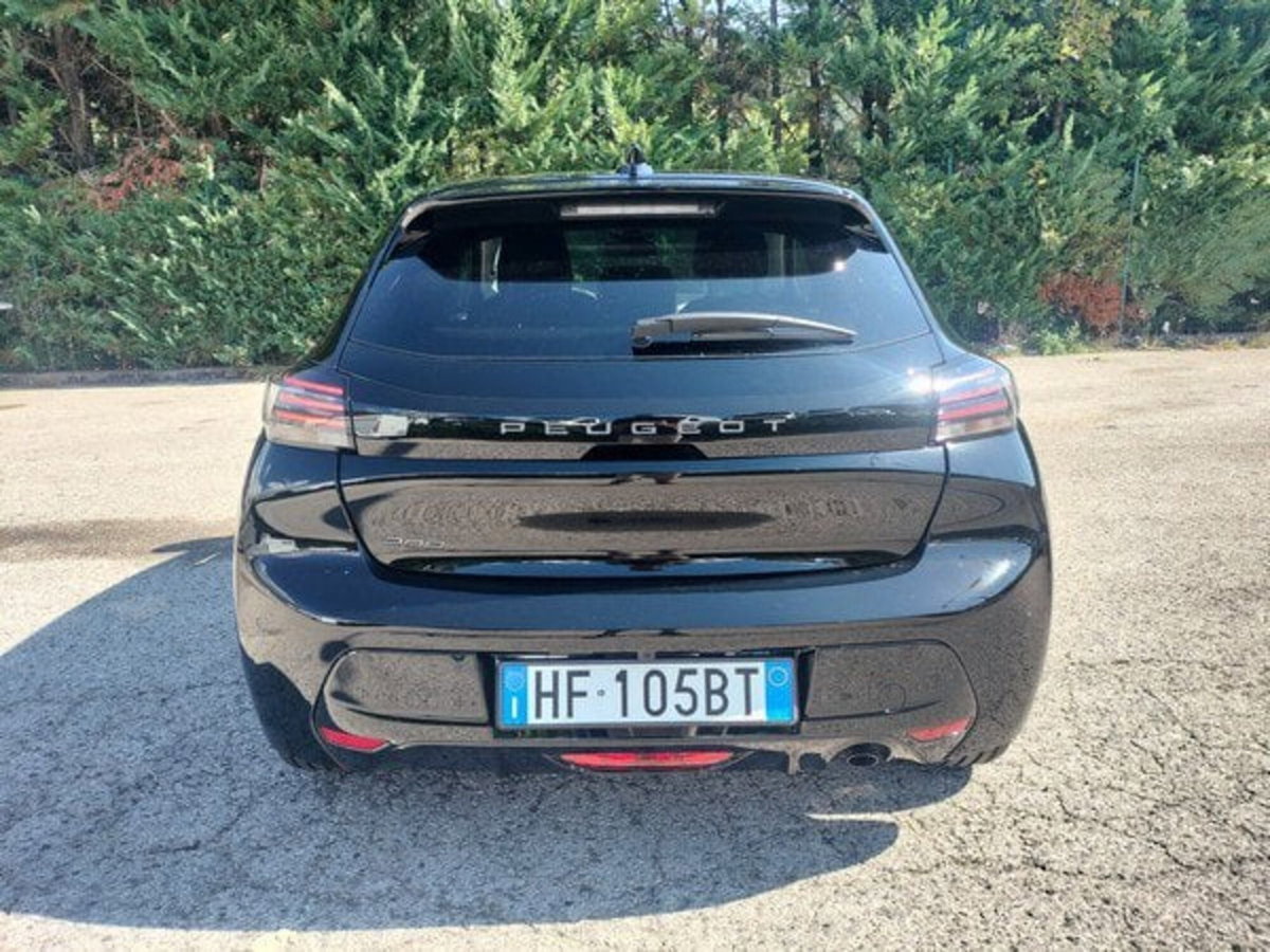 Peugeot 208 1.2 turbo Business 100cv (7)