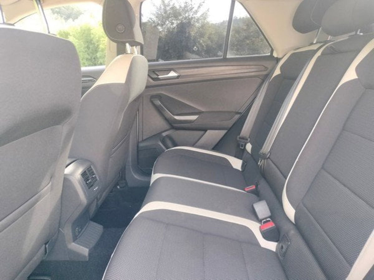 Volkswagen T-Roc 1.0 tsi Style 115cv (14)