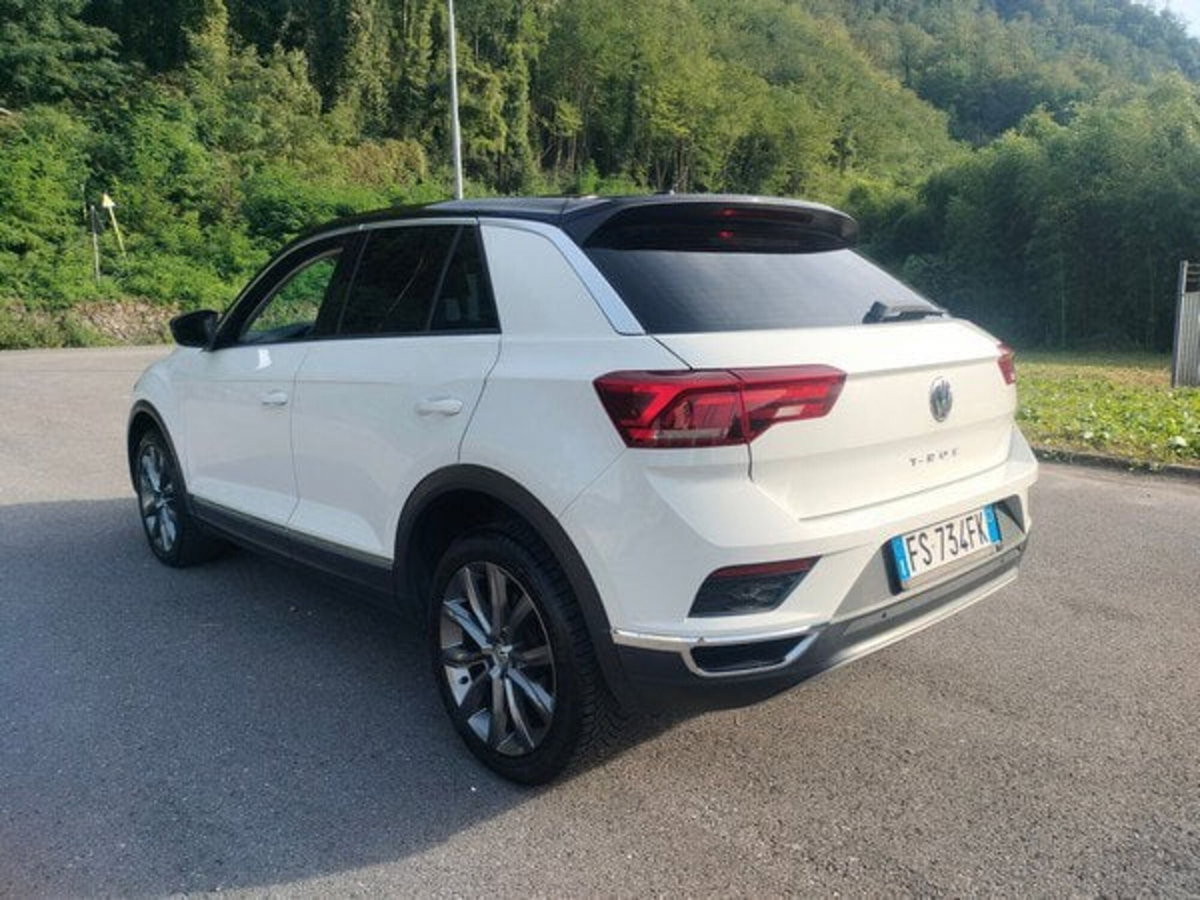 Volkswagen T-Roc 1.0 tsi Style 115cv (8)