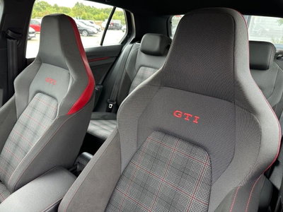 Volkswagen Golf GTI Clubsport 2.0 TSI DSG 5p. BlueMotion Technology (14)