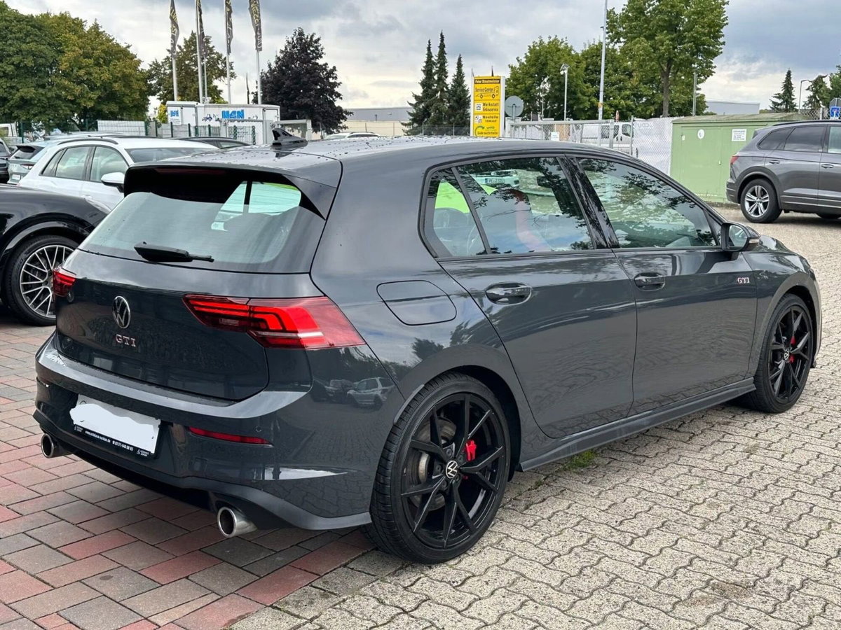 Volkswagen Golf GTI Clubsport 2.0 TSI DSG 5p. BlueMotion Technology (8)
