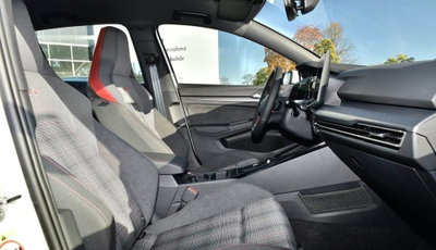Volkswagen Golf GTI Clubsport 2.0 TSI DSG 5p. BlueMotion Technology (9)