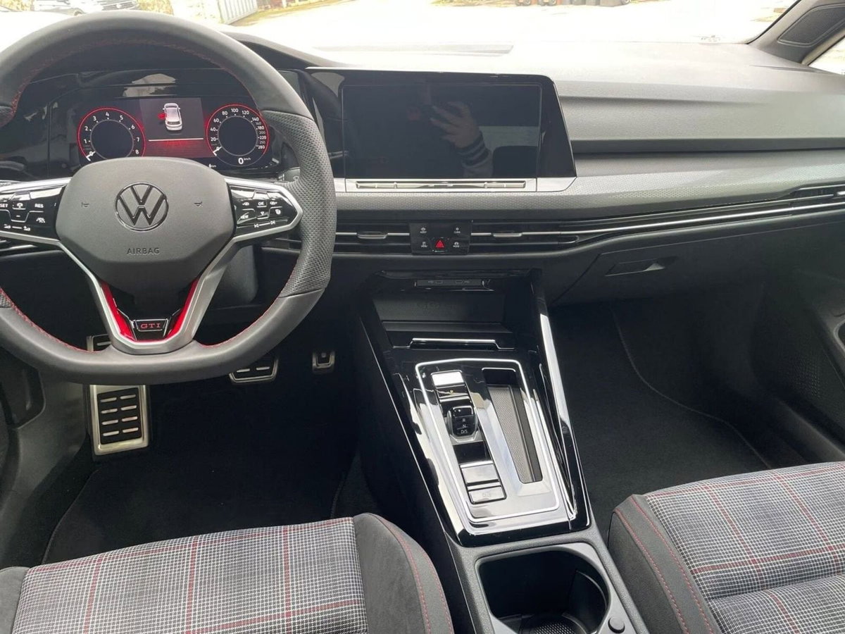 Volkswagen Golf GTI Clubsport 2.0 TSI DSG 5p. BlueMotion Technology (8)