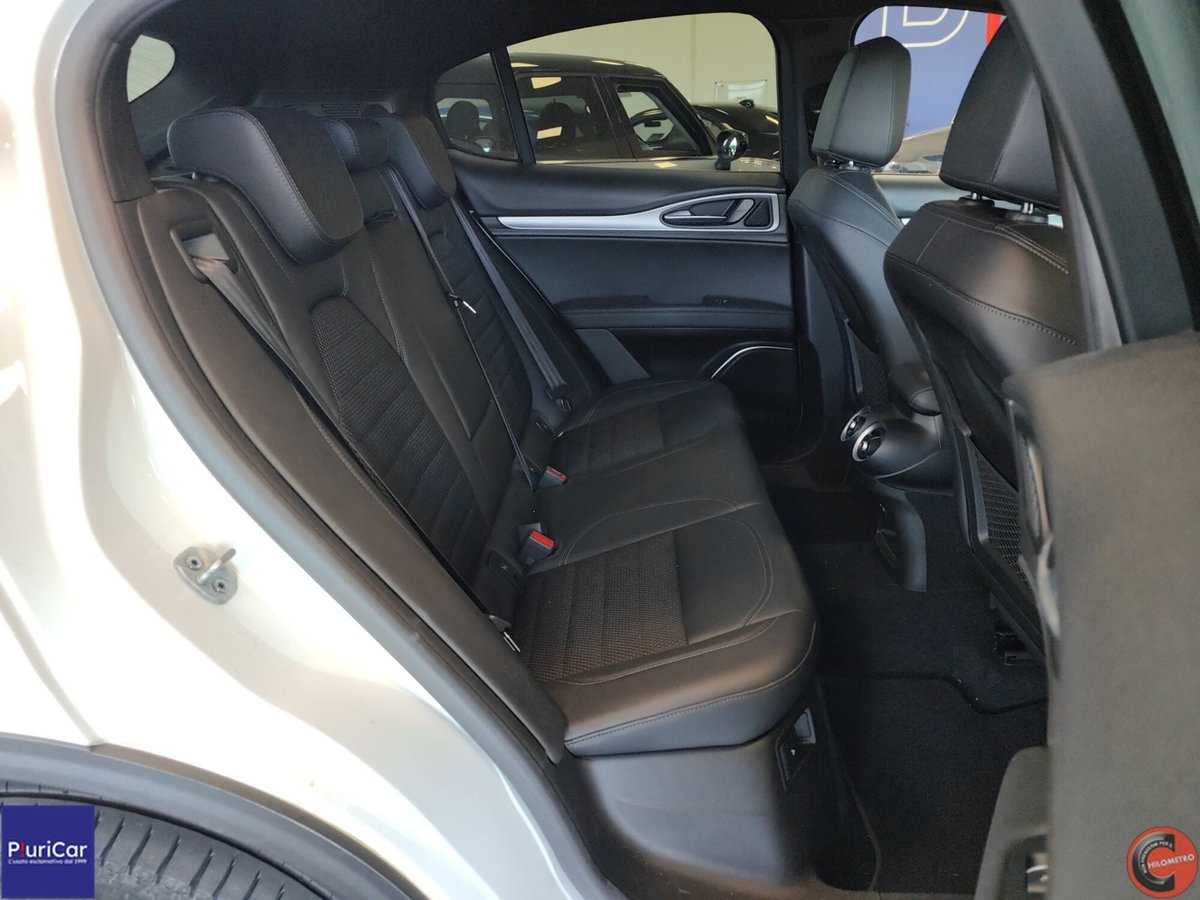 Alfa Romeo Stelvio Stelvio 2.2 Turbodiesel 160 CV AT8 RWD Business (6)