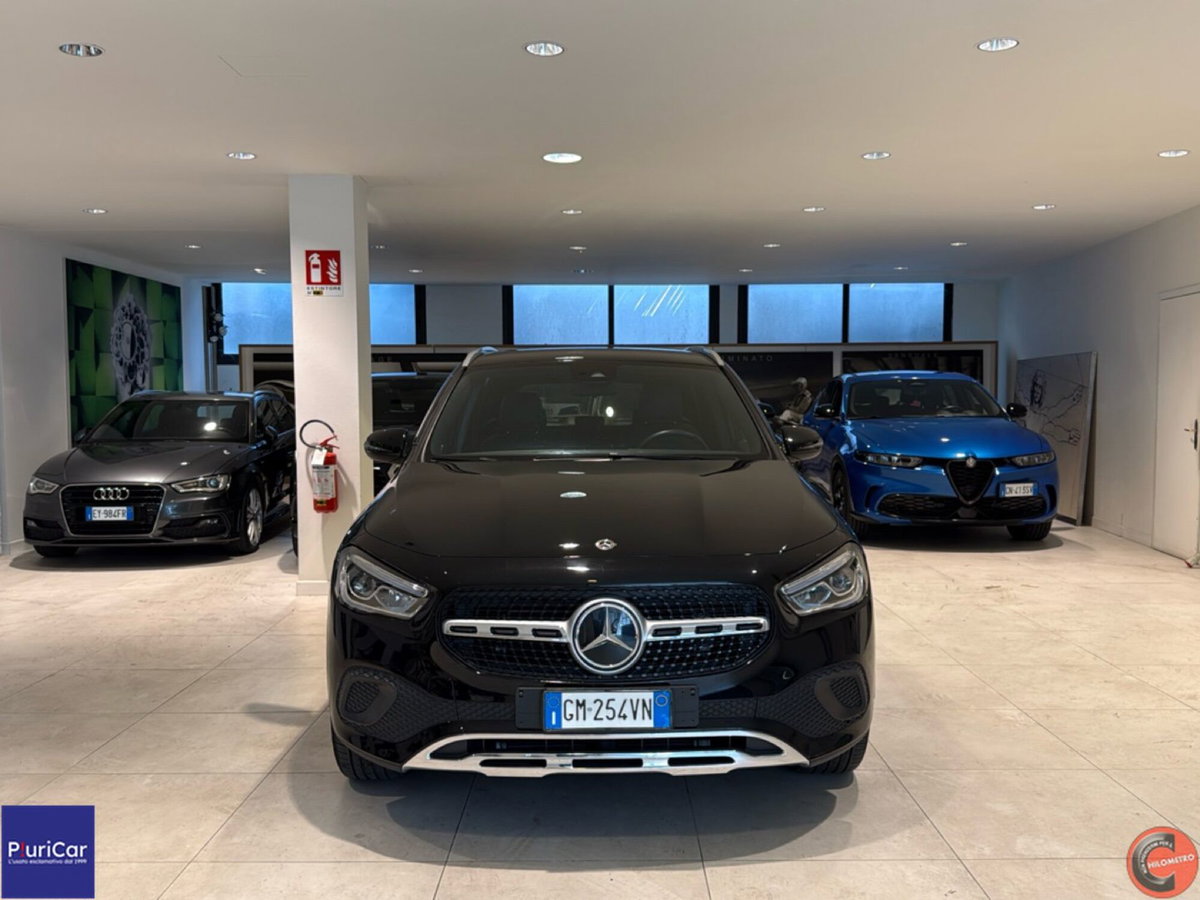 Mercedes-Benz GLA SUV 220 d Automatic 4Matic Sport (17)
