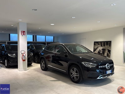 Mercedes-Benz GLA SUV 220 d Automatic 4Matic Sport (2)