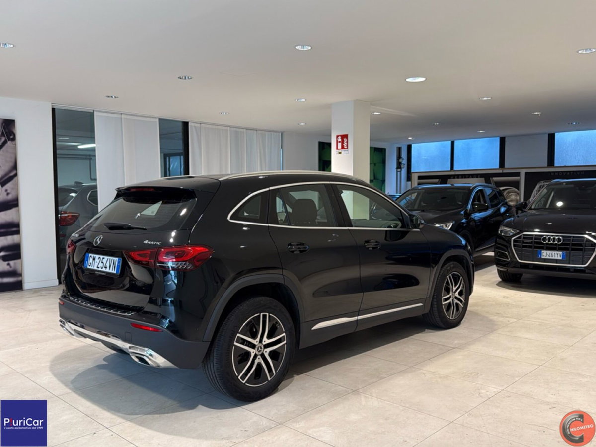 Mercedes-Benz GLA SUV 220 d Automatic 4Matic Sport (7)