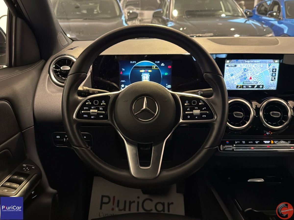 Mercedes-Benz GLA SUV 220 d Automatic 4Matic Sport (9)