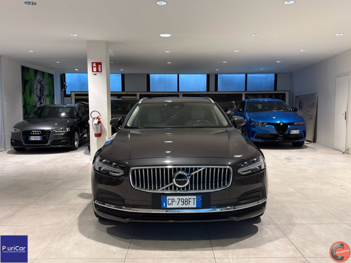 Volvo V90 2.0 b4 Plus Bright auto (17)