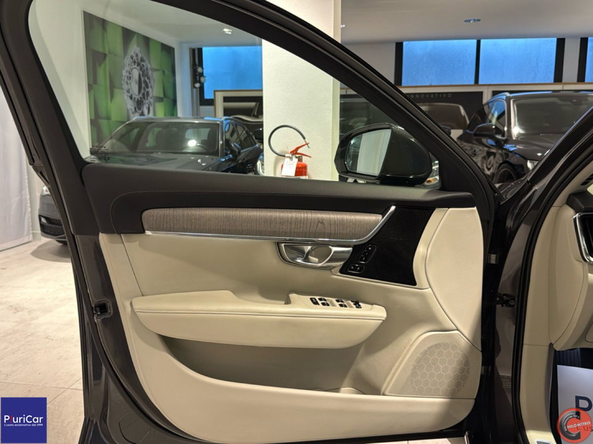 Volvo V90 2.0 b4 Plus Bright auto (18)