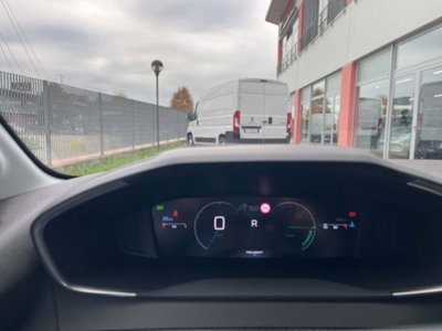 Peugeot 208 50 kWh Allure (11)