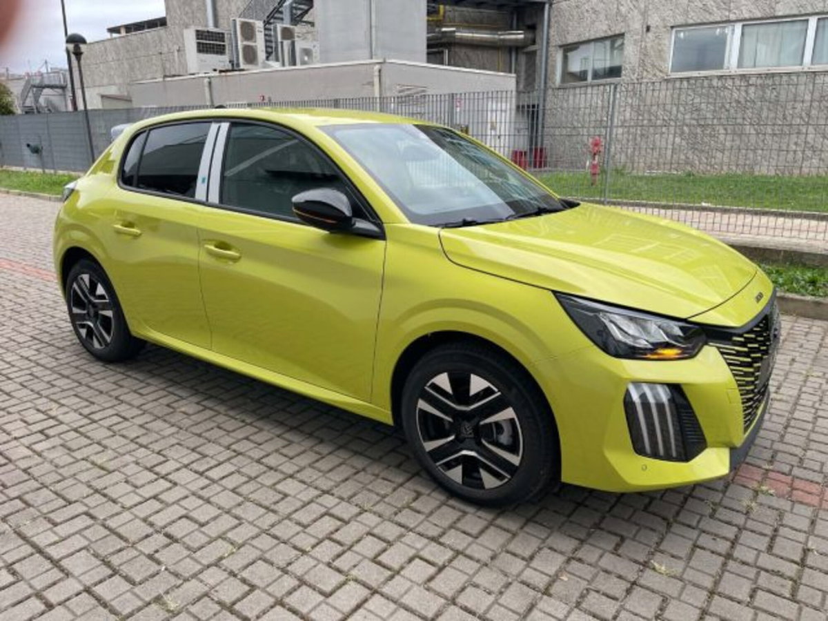 Peugeot 208 50 kWh Allure (3)